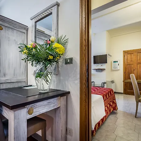 Hotel Collodi 2*