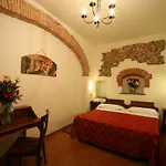 Hotel Collodi 2*